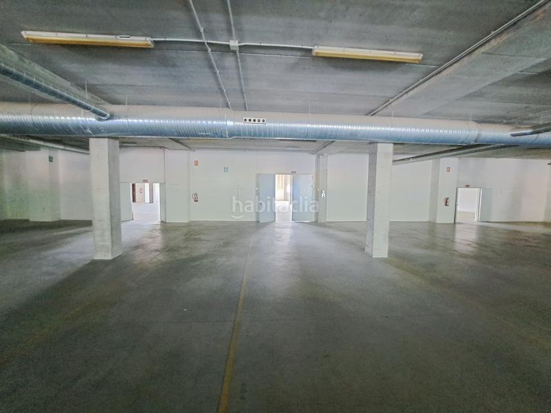 Foto 013c29dd-2c00-4636-abef-5dc51eab9ddd. Rent industrial building in Valadares - Beade Vigo