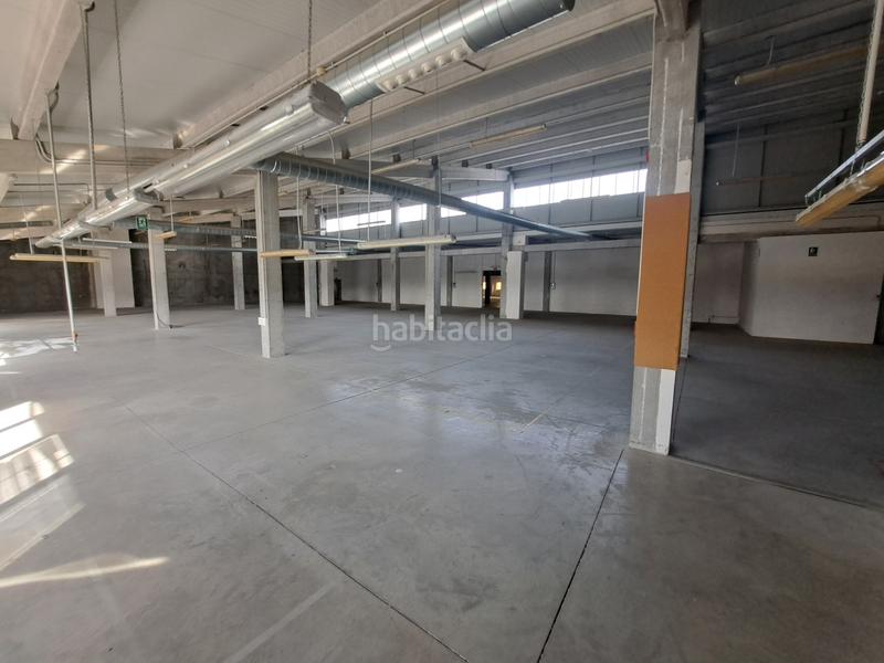 Foto 464f527e-6b81-4c66-a2ac-8fcc61168bed. Alquiler nave industrial en Valadares - Beade Vigo