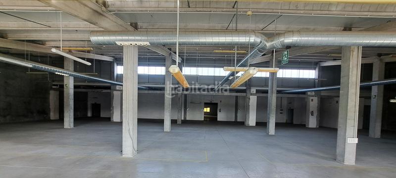 Foto efa07f75-1958-4257-8315-9ea1bdeb29b8. Alquiler nave industrial en Valadares - Beade Vigo