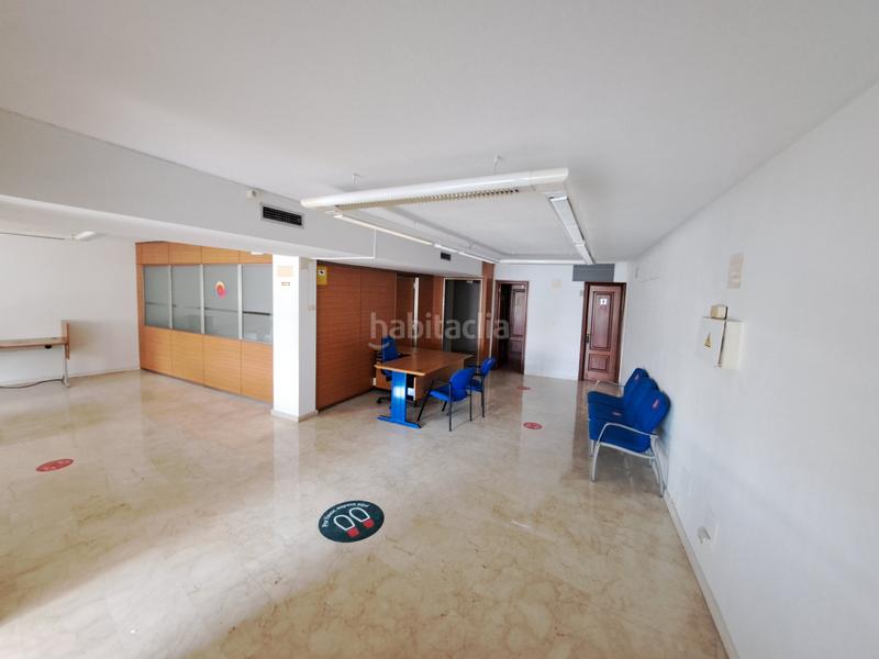 Foto 9aeda4e2-9e53-4ab8-b079-c763b3c9b8c8. Rent office space in Centro - Areal Vigo