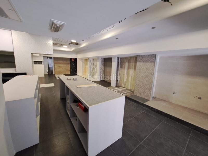 Foto 32e6f277-5fbf-40cb-a3ae-b4484c2268e4. Alquiler local comercial en Centro - Areal Vigo