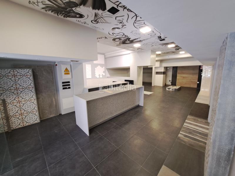 Foto 8b7826ab-4895-4ce8-a4a5-f8bbc08bf700. Alquiler local comercial en Centro - Areal Vigo