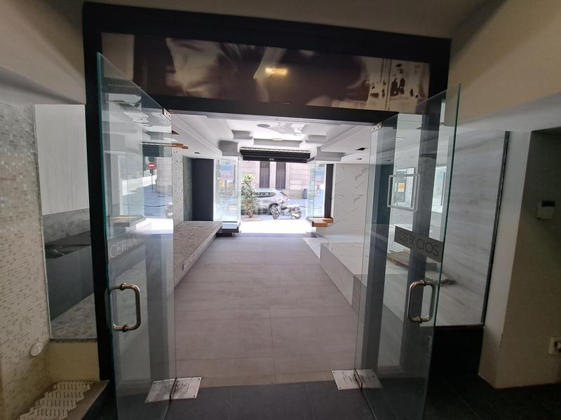 Foto ac2058cb-5924-42f3-913f-271b339e4ae6. Lloguer local comercial a Centro - Areal Vigo