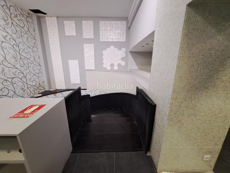 Foto ccf18aca-8c5f-4dda-aed0-21000186039f. Lloguer local comercial a Centro - Areal Vigo