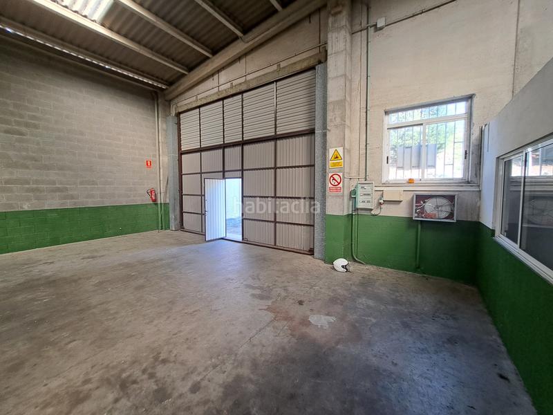 Foto d4c03935-e453-4fe2-9f8e-94df306f072c. Location bâtiment à usage industriel dans Sardoma - Castrelos Vigo