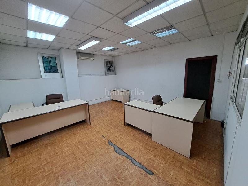 Foto 8342acc1-1388-418e-8139-b24191e12f83. Rent industrial building in Sardoma - Castrelos Vigo