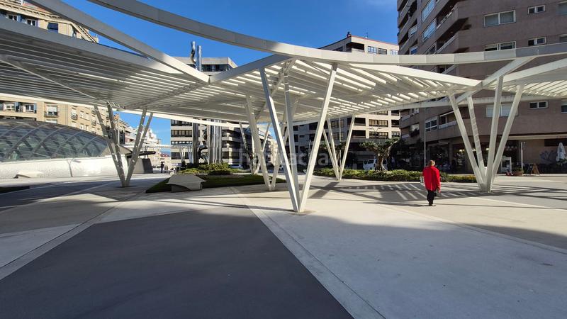 Foto f6afef56-9d1b-4a74-9c06-896f2b2935f0. Geschäftsraum in Plaza España - Corte Inglés Vigo