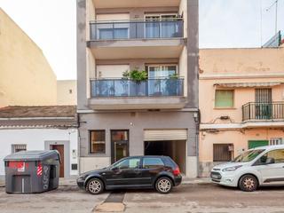 Local Comercial  Calle actor rambal. Local comercial y plaza de parking en burjassot, proximo a unive