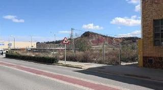 Terreny residencial a Monserrat. Terreno en venta en montserrat. sin comisión inmobiliaria.