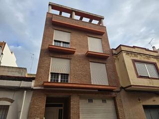 Casa  Calle de llus vives. Puerto de sagunto.sin comision!!!!!