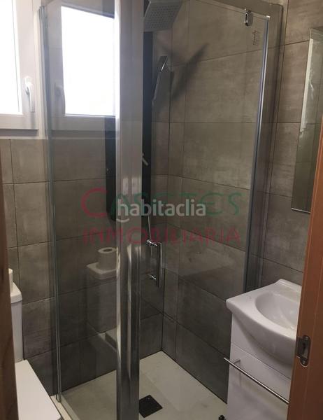 Foto 5e8a3a2e-304f-494a-9dd7-f9033f332f32. Piso  en calle doctor lleonart, en Zona Campus Universitario Burjassot