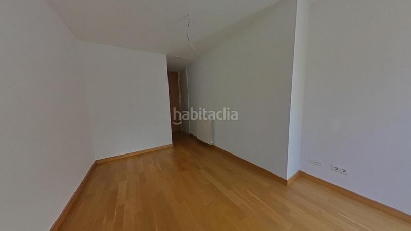 Foto 07d56d3b-69da-450e-891a-89ca14842d6a. Pis amb aparcament a Russafa Valencia