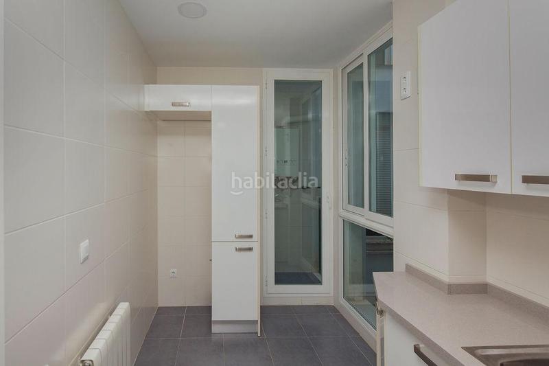 Foto 5988a372-d72f-4154-b9bb-64faa651815b. Pis amb aparcament a Russafa Valencia