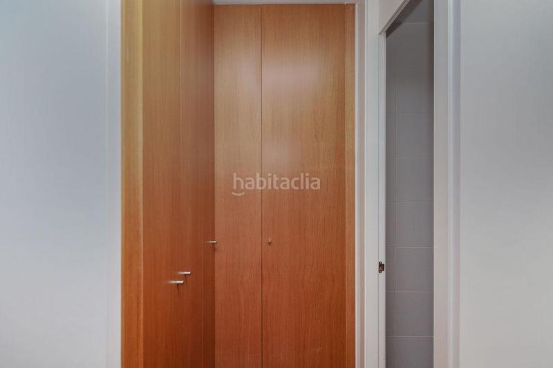 Foto 6818bb31-3e0e-453e-b3a5-c1d8a90859dc. Pis amb aparcament a Russafa Valencia