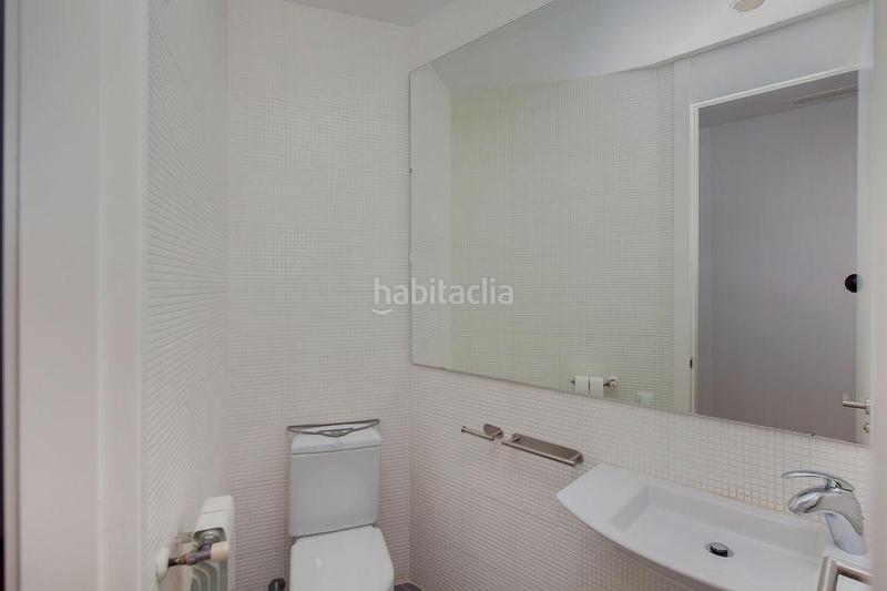 Foto 8f56d8f5-5176-42c9-9020-f9e95dc8beca. Pis amb aparcament a Russafa Valencia