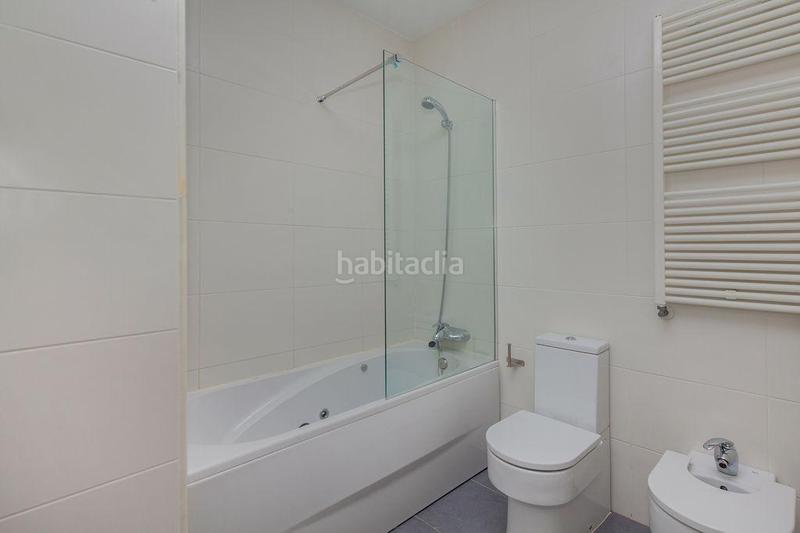 Foto ab2b461c-79ac-4084-befd-ccdad668b844. Pis amb aparcament a Russafa Valencia