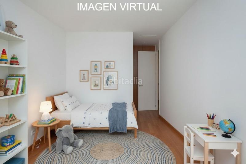 Foto f9da69e5-7a0c-4ce7-9bed-b3cb67dc8576. Pis amb aparcament a Russafa Valencia