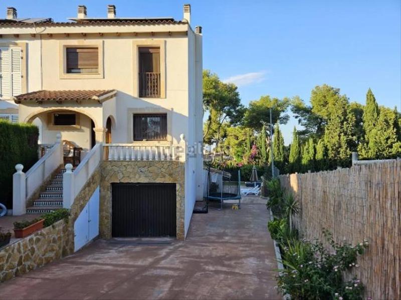 Foto 61fec924-4308-474d-9052-d3624c261085. Reihenhaus mit heizung parking pool in El Vedat - Santa Apolonia Torrent