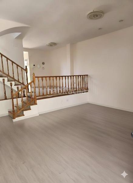 Foto e3c37f40-53af-4782-a6b8-a6af66fa6be2. Reihenhaus mit heizung parking pool in El Vedat - Santa Apolonia Torrent