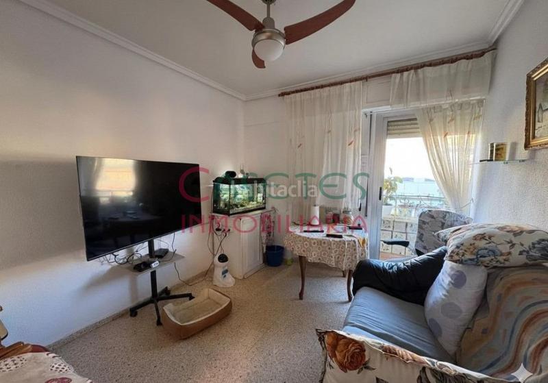 Foto fcfd9a56-b8de-4476-b8e1-807bf5fa5cc9. Appartamento con parcheggio in El Castellar i l'Oliverar Valencia