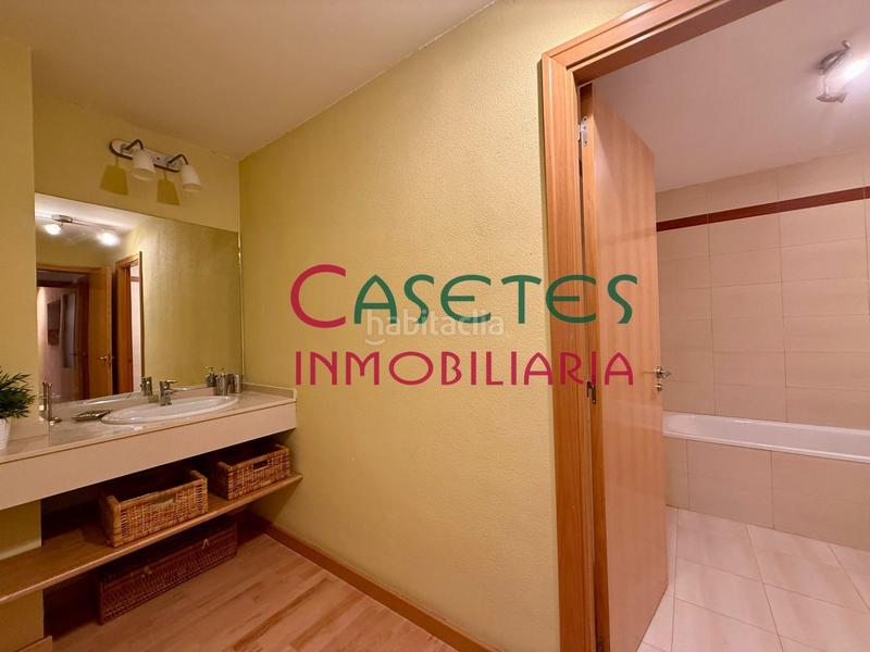 Foto bb502036-b07b-4f08-bbdd-88555252c4a5. Ground floor with parking pool in Riba - roja de Túria