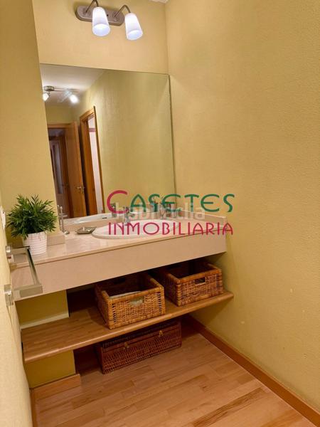 Foto d6e2521e-9ea6-47fd-b0b7-e15e0c98ffa9. Ground floor with parking pool in Riba - roja de Túria