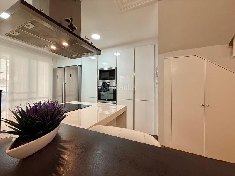 Foto 11c7d96e-5b2c-431a-a222-1465a1ffdd52. Casa aparellada amb calefacció aparcament piscina a Pobla de Vallbona (la)