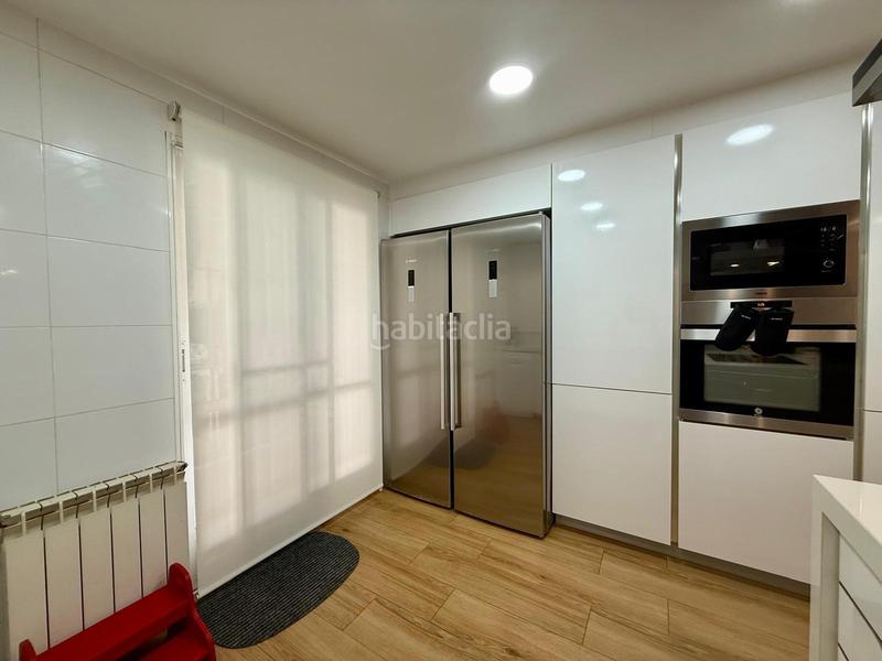 Foto ad4cd7e4-d442-43ab-aa92-d876d523ffa1. Casa aparellada amb calefacció aparcament piscina a Pobla de Vallbona (la)