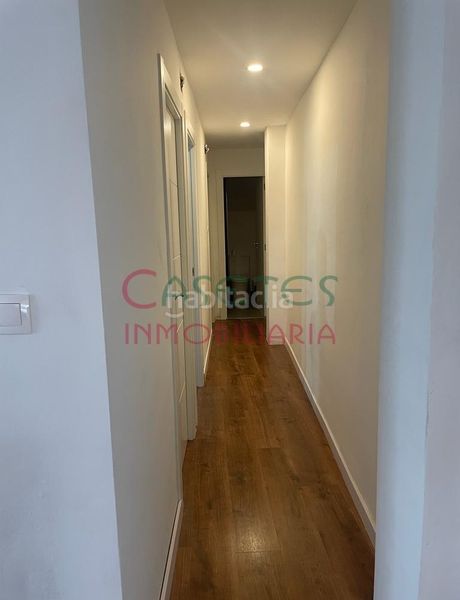 Foto ffdab8a4-fff4-40ab-82cd-41e4f20c3890. Pis a Centro Ciudad Paterna