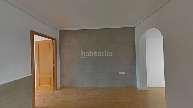Foto 3f330352-ef99-421a-bb02-e803646c273d. Pis a Moncada