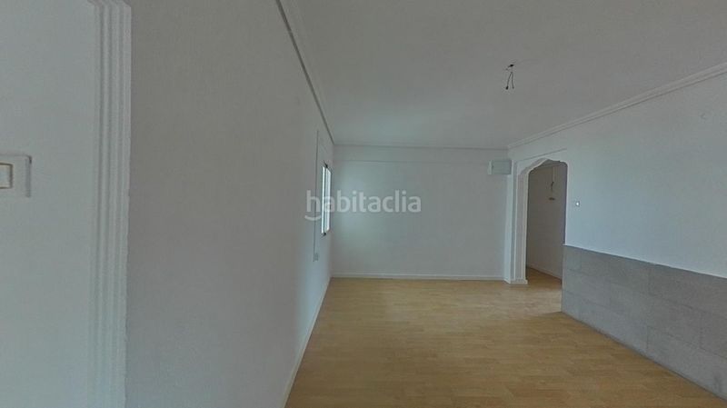 Foto a8d064c5-3af3-4b5d-9895-2de84914e4a8. Pis a Moncada