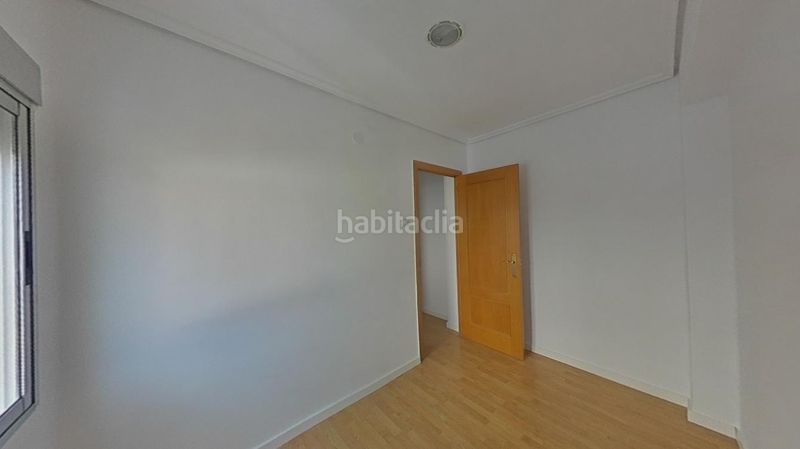 Foto ab8b03bc-46a7-475a-bb12-b6c4bfef034b. Pis a Moncada