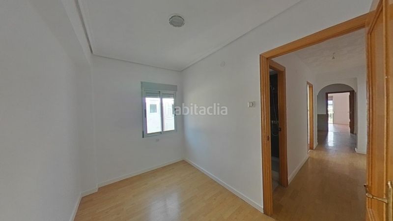 Foto f39d88fe-5b01-4df8-96c1-e389adbf4928. Pis a Moncada