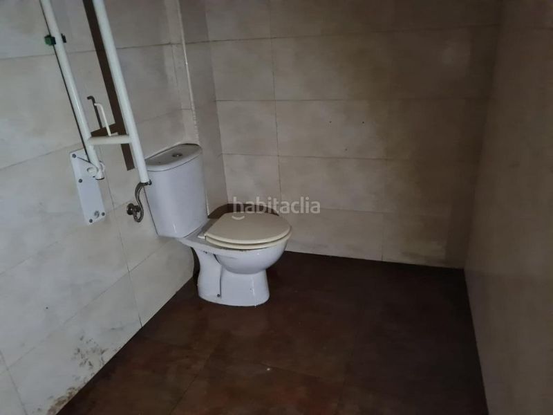 Foto 60db0355-ded4-4914-beff-1206680135b0. Local comercial a Carcaixent