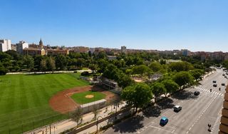 Rent Flat  Calle del llano de la zaidía. Piso en alquiler en primera linea del rio turia!!