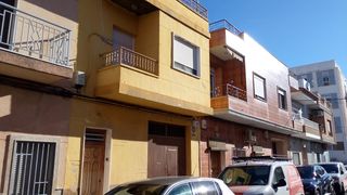 Casa  Calle de joan cierva. Casa en algemessi sin comisión inmobiliaria!!