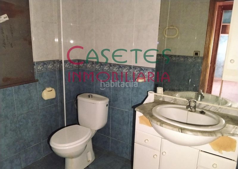 Foto ca5ed642-d89d-4db6-8d5c-7e06a1e1328f. Casa amb aparcament a Algemesí