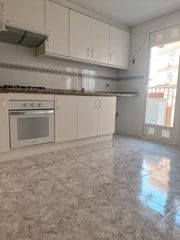 Lloguer Pis  Calle del padre urbano. Alquiler vivienda vacia junto calmazora y primado reig