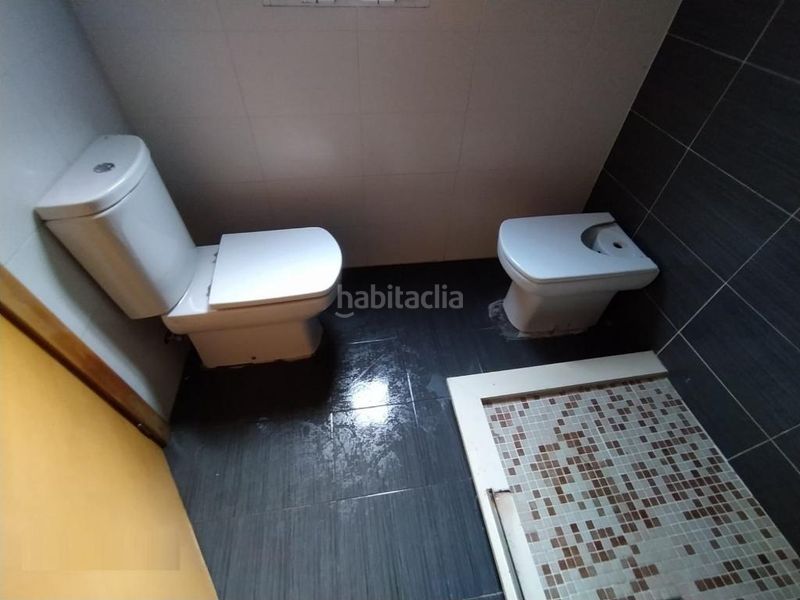 Foto 5a5e2316-6bfb-4590-9538-770363dbe584. Casa adossada amb aparcament piscina a La Loma Chiva
