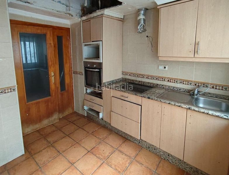 Foto bbaf08e0-f9b7-40ef-8eb8-fdd0d8d15111. Casa a Centro Bétera