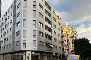 Appartamento  Calle de san vicente ferrer. Vive en el corazón de llíria! primera planta con terraza, ascens