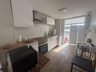 Appartamento in Ciutat Jardí. Zona blasco ibáñez.bonita vivienda muy luminosa