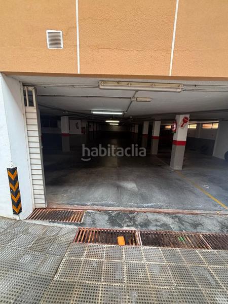 Foto 416648e9-1eb2-4ba3-89d0-44c40577d8c1. Car parking in Playa Muchavista Campello (el)
