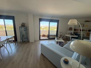 Appartamento in PAU 5. Vive junto al mar en un hogar único y lleno de luz! piso en el p