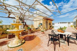 Casa a Moralet. Chalet adosado en el moralet