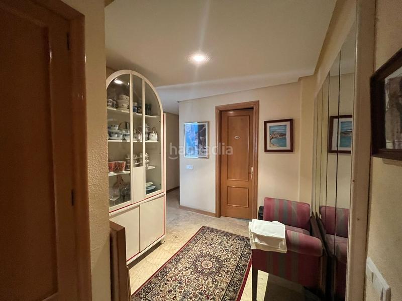 Foto 1d425f8a-ee69-41aa-81d8-a55e2a1d9043. Pis amb calefacció a Mercado Alicante