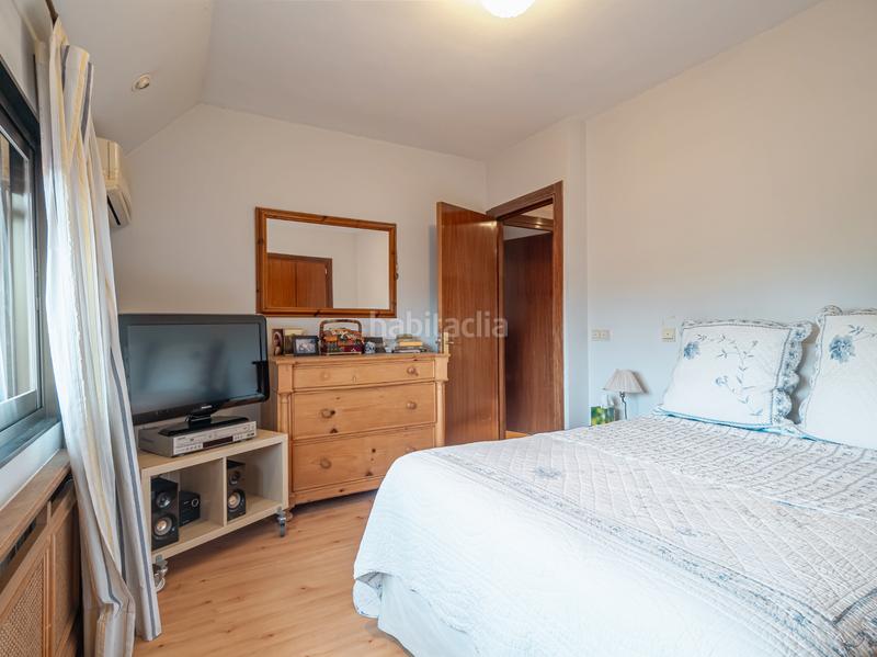 Foto 6eb1179d-d0a0-437e-89ab-93c17bec3e97. Duplex with heating pool in Carretera del Plantío Majadahonda