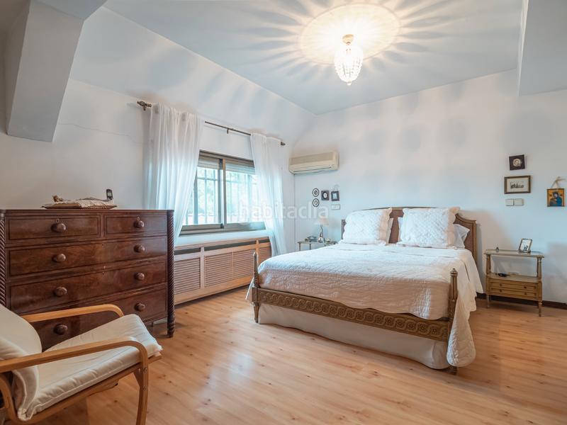 Foto 7c67ffb3-2148-4ebb-b81e-fd8c0b09dd68. Zweistöckige wohnung mit heizung pool in Carretera del Plantío Majadahonda