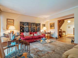 Zweistöckige Wohnung  Ronda de la sacedilla