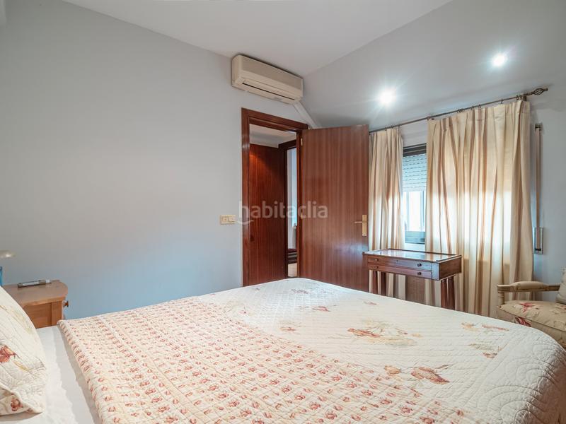 Foto bd804fa3-03ac-4ba9-a7ae-b6a161c2dd9c. Zweistöckige wohnung mit heizung pool in Carretera del Plantío Majadahonda